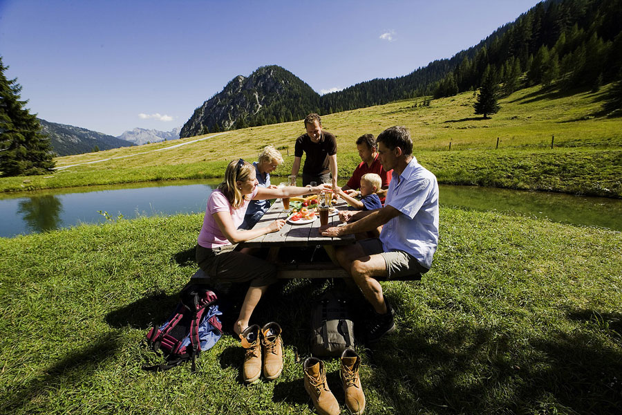 Foto: Alpine Gastgeber/Ralf Gerard Sommerurlaub mit Familie St. Martin im Tennengebirge