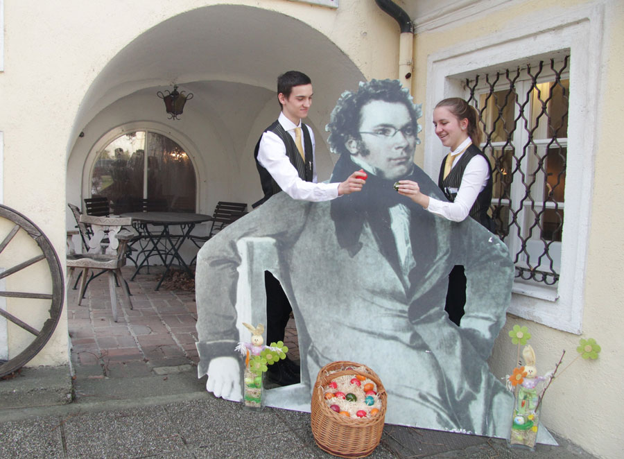 Foto: Höldrichsmühle Dem Osterhasen auf der Spur Höldrichsmühle Ostern Schubert