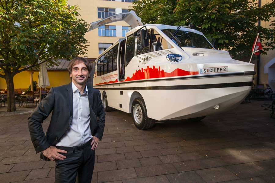 Österreichs erster Amphibien-Bus startet in Salzburg