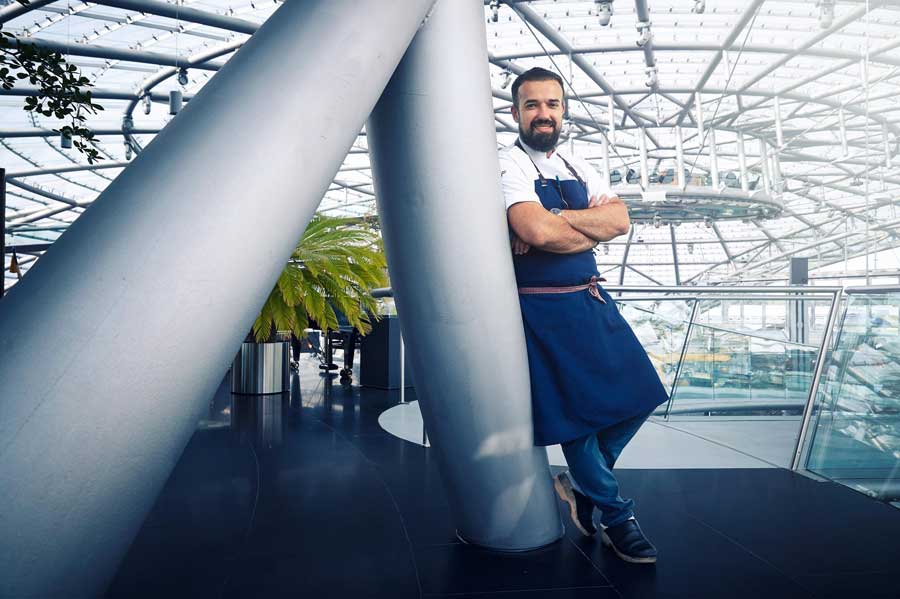 Foto: Helge Kirchberger Photography/Red Bull Hangar-7 Vladimir Mukhin Gastkoch Oktober Restaurant Ikarus
