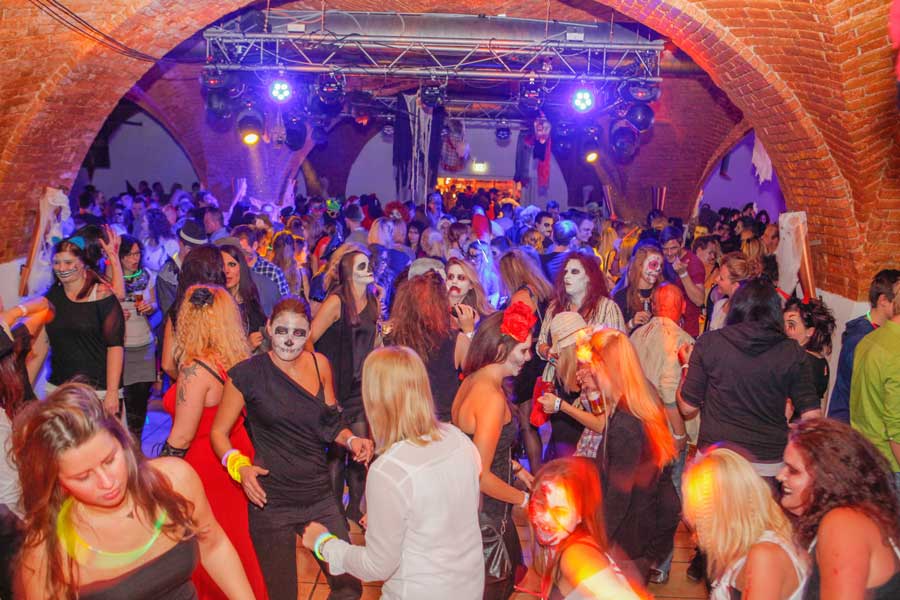 Foto: Zaim Softic Halloween-Party in Salzburg Stiegl-Brauwelt