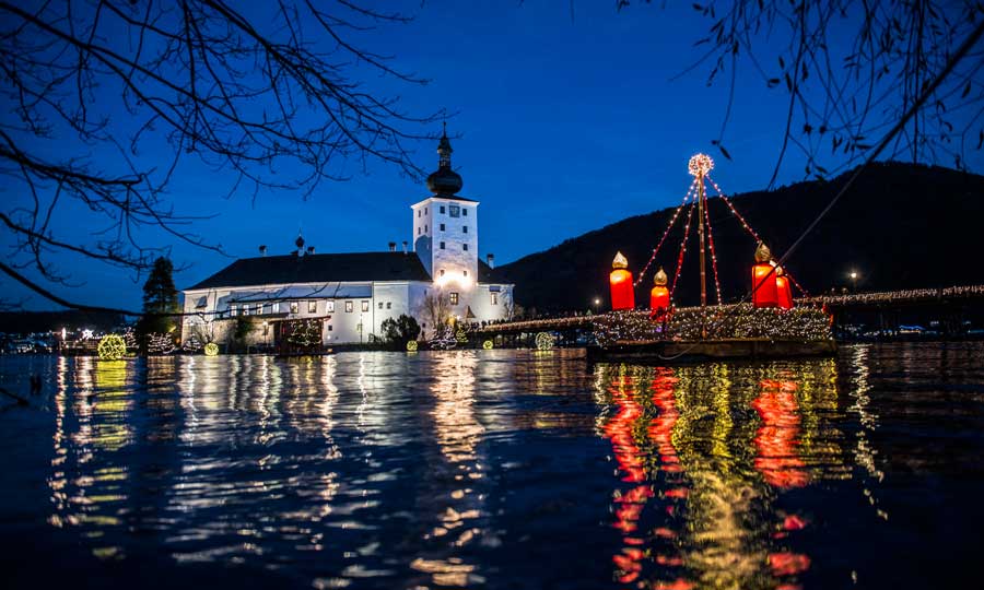 Foto: STMG/Wolfgang Stadler Advent im Salzkammergut Attraktionen Traunsee Schlösser Advent