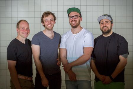 Das Gründer-Team von „Herd“ (v. l.): Felix Münster, David Weber, Marko Ertl und Matthias Kroisz Co-Working-Küche für Gastro Gründer in Wien