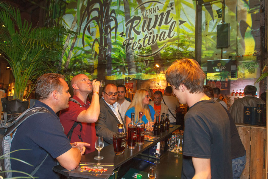 Urlaubsfeeling beim Vienna Rumfestival Fachmesse