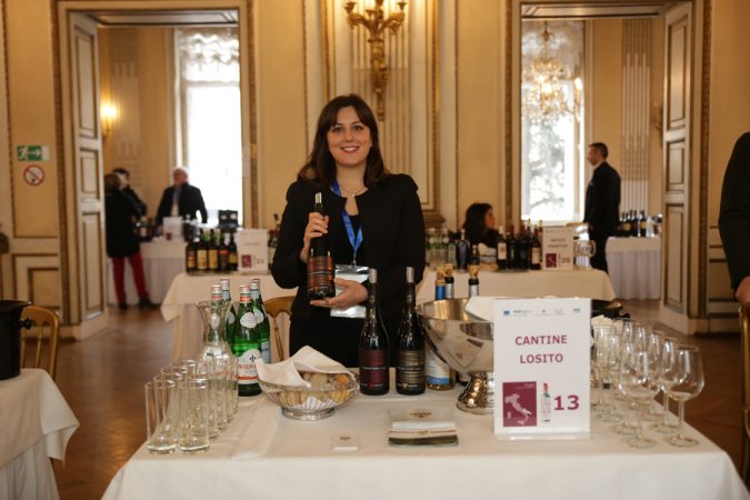 Edle Tropfen aus Süditalien: Eine Bereicherung für jede Weinkarte - Getränke - WEB WEin 21