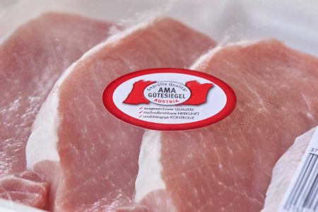 © BMLRT/Alexander Haiden Die Gastronomie ist reglementiert genug! AMA und andere Organisationen bieten schon lange diverse Gütesiegel an, die der Gastronom auspreisen kann – freiwillig eben.
