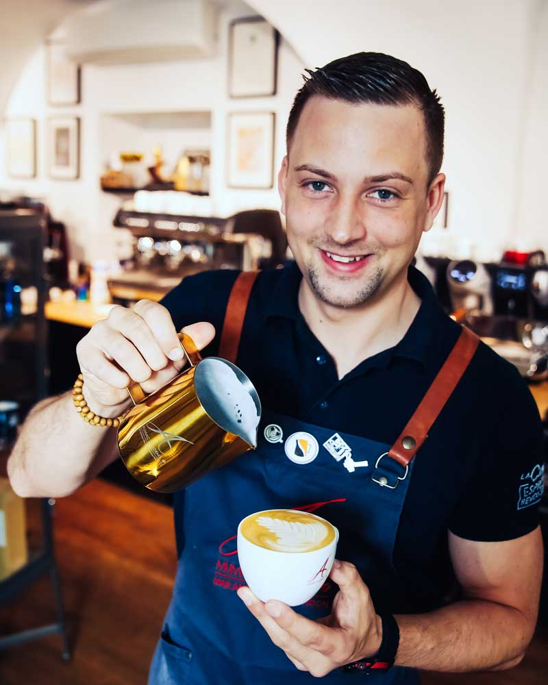 Benjamin Graf Baristatrainer, Leitung MUMAC Coffee Academy Austria, Cafetier des Jahres 2016 & 2017 etc.