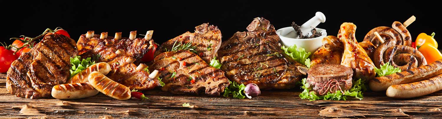 Foto: exclusive-design / Adobe Stock Transparenz am Teller ist durchaus machbar, da bei Fleisch über die gesamte Produktionskette Systeme zur Rückverfolgbarkeit existieren.