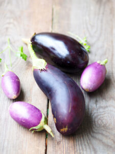 Melanzani, ein genussvoller Sommergruß - Food - a aubergine25