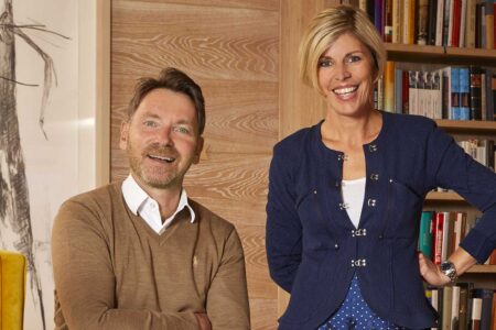 © Hotel Hochschober Jobs von der Stange Die Hochschober-Eigentümer Martin Klein und Karin Leeb wollen künftig Arbeitszeiten nicht mehr vorgeben, sondern Mitarbeiter individuell entscheiden lassen, wann sie arbeiten oder lieber Freizeit konsumieren wollen.