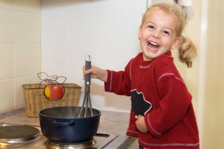 Besser als Heinzelmännchen - Küche & Schank - maedchen kochen