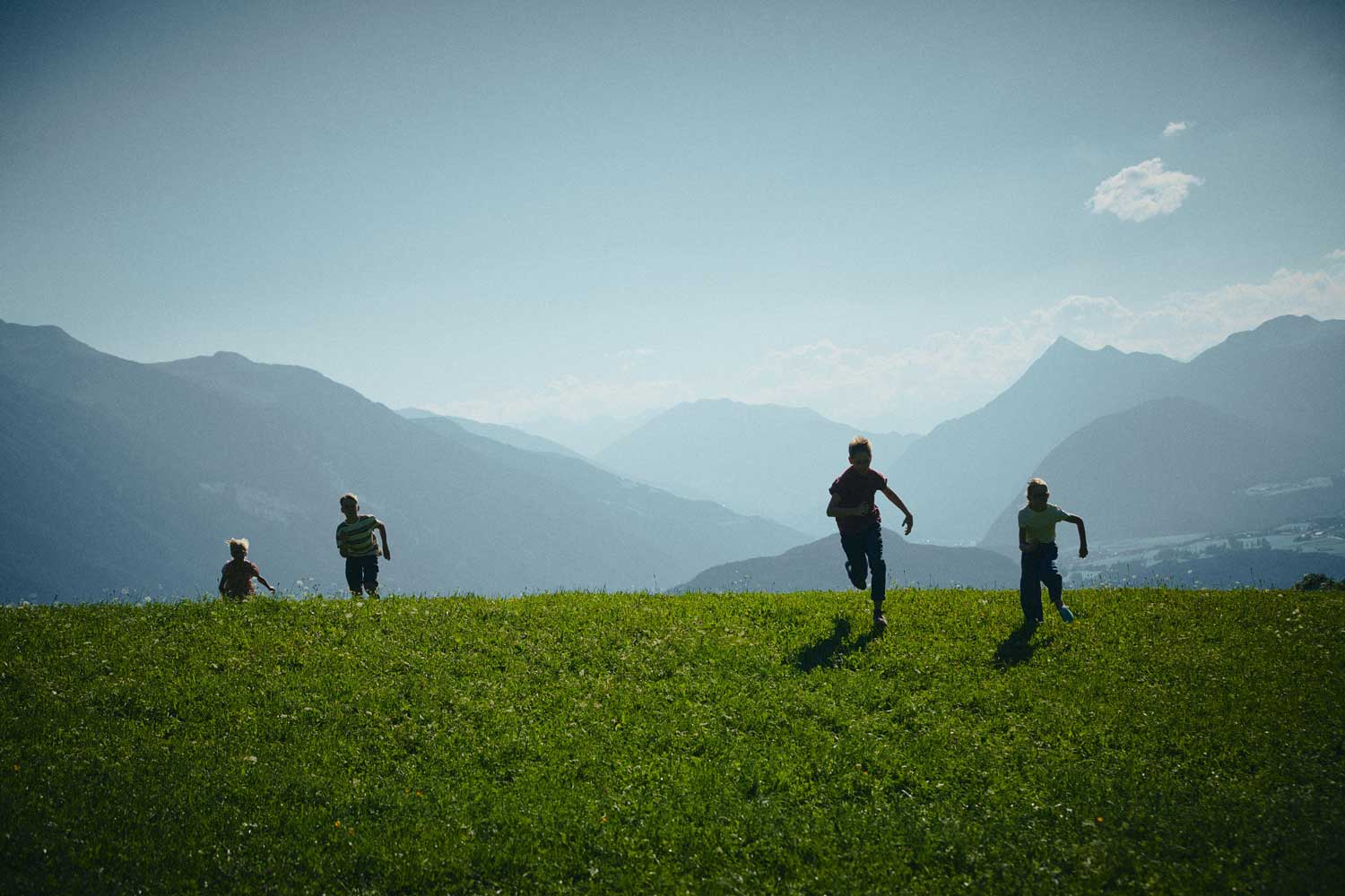 Der Markenwert „Verbundenheit“ prägt die Kommunikation der Tirol Werbung. Verbunden mit dem Land sind auch die zahlreichen Stammgäste. Foto: Tirol Werbung / Ramon Haindl