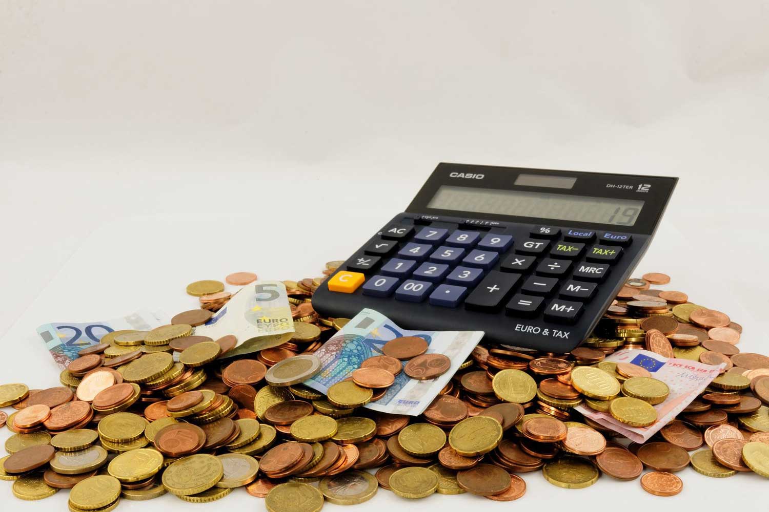 © Pixabay.com Arbeitskräftemangel steigende Kosten Die derzeit rasant steigenden Preise machen auch dem Tourismus zu schaffen.