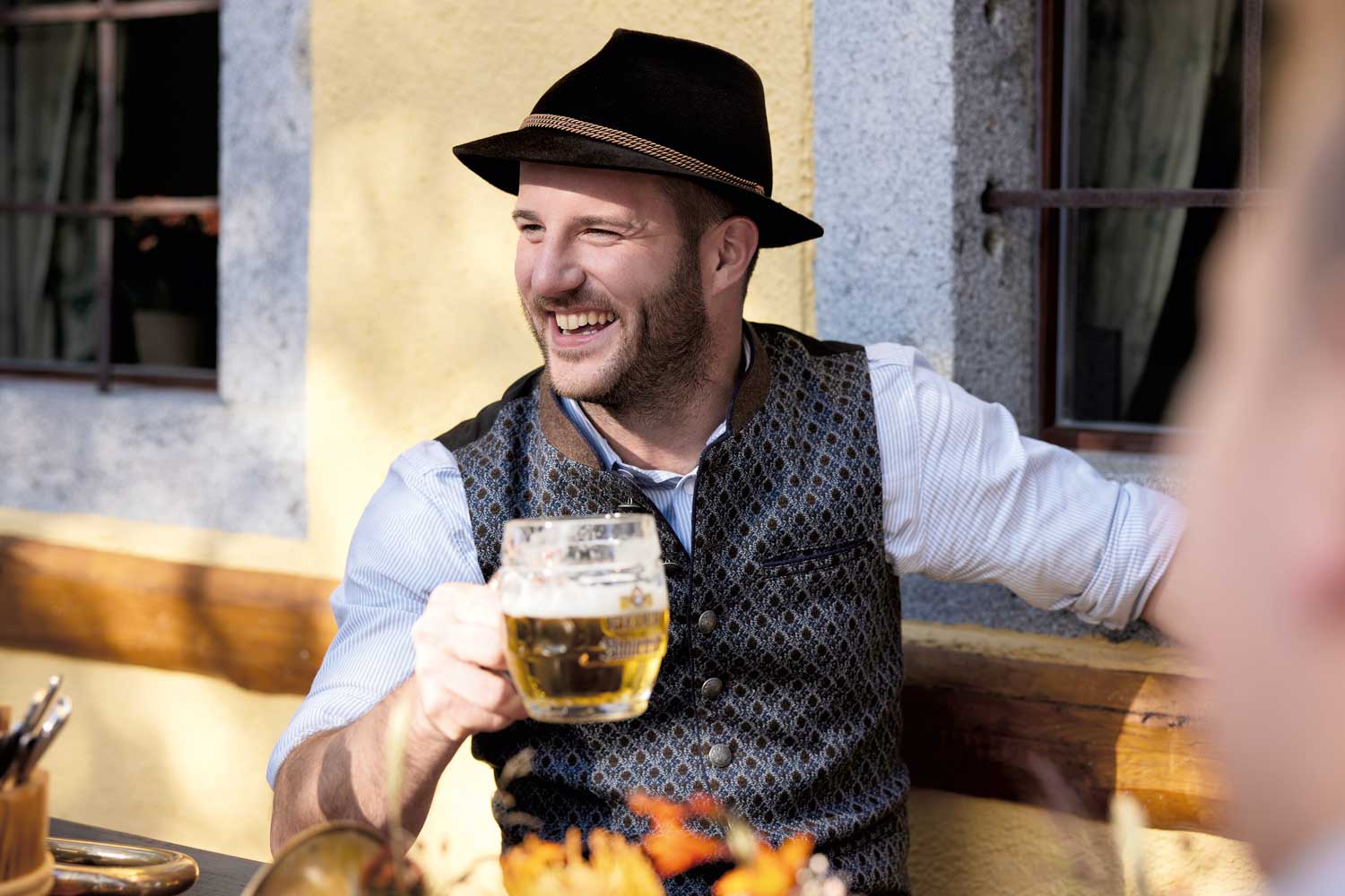 Die Urlaubsplanung findet auf der Couch statt Kommt der Prophet nicht zum Berg … Foto: Innviertel Tourismus/Stefan Mayerhofer.