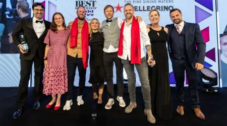 © 50 Best World’s Best Restaurant Das Team um Rasmus Kofoed (m.) darf sich über die Auszeichnung als „World’s Best Restaurant“ freuen.