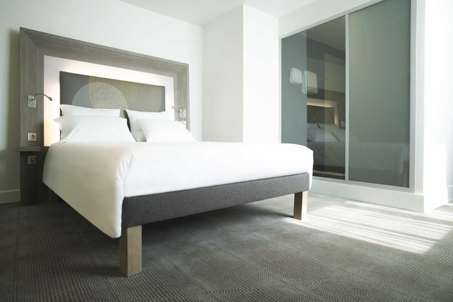 Green, Eco, verträglich! Die Accor Hotels lassen Pölster und Decken aus receycelten Plastik herstellen. Foto: Abaca Press_ Jean Blaise Hall