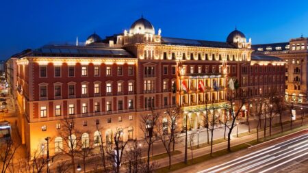 Nach zwei schwierigen Coronajahren sind Wiens Hotels – hier das Palais Hansen Kempinski Vienna – wieder ausgelastet wie vor der Pandemie – trotz gestiegener Preise.