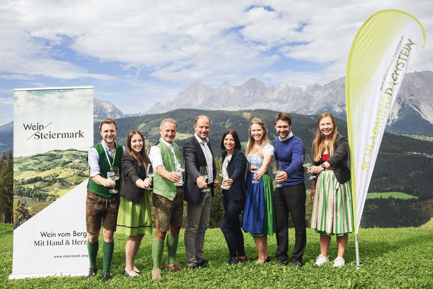 © Martin Huber Wirte und Winzer Schladming-Dachstein veranstaltete mit 20 steirischen Winzern ein kulinarisches Networking auf der Schnepf'n Alm.