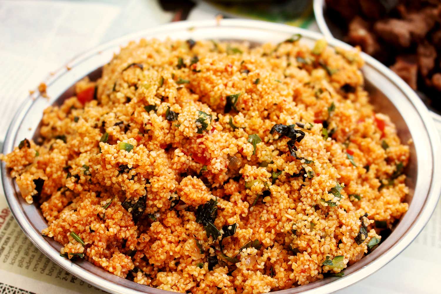 In der libanesischen Küche wird gerne Taboulé gegessen, ein Salat aus Bulgur oder Couscous.