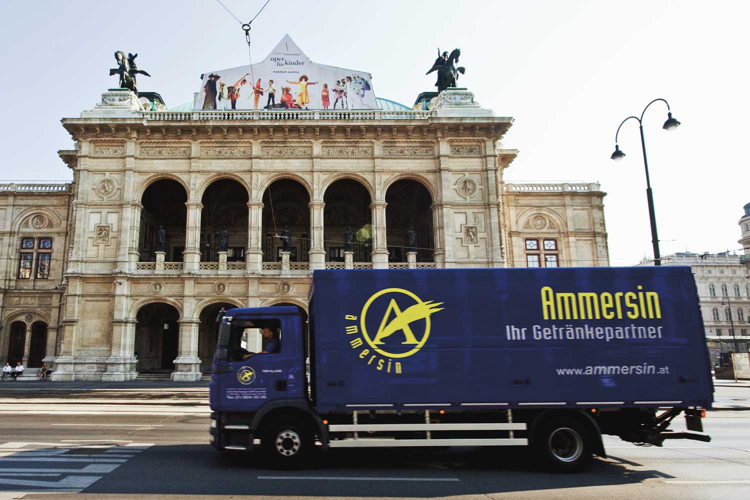 Ammersin ist als Getränkegroßhändler gleichzeitig auch Importeur für (Schaum)Weine, Spirituosen, Bier sowie Cider und alkoholfreie Getränke.