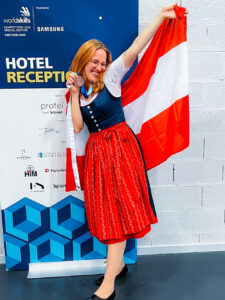 © WKÖ/SkillsAustria Carina Warisch freute sich über die „Medallion for Excellence“.