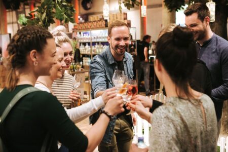© Philipp Lipiarski Das Semperdepot wird am Freitag, 12. Mai, von 16 bis 22 Uhr und am Samstag, 13. Mai von 14 bis 22 Uhr seine Tore für das Vienna Gin Festival öffnen.
