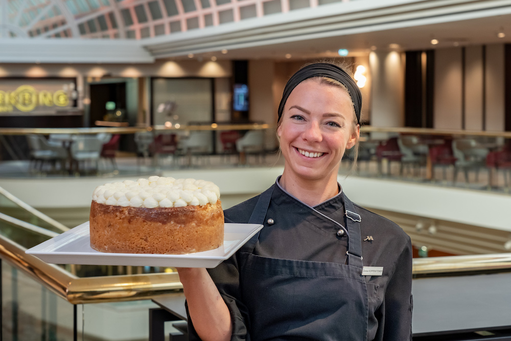 Marriott-Chef Patissière Denise Koppensteiner wagt sich heuer u.a. an einen Cheesecake mit Zipfer-Bier als Zutat.