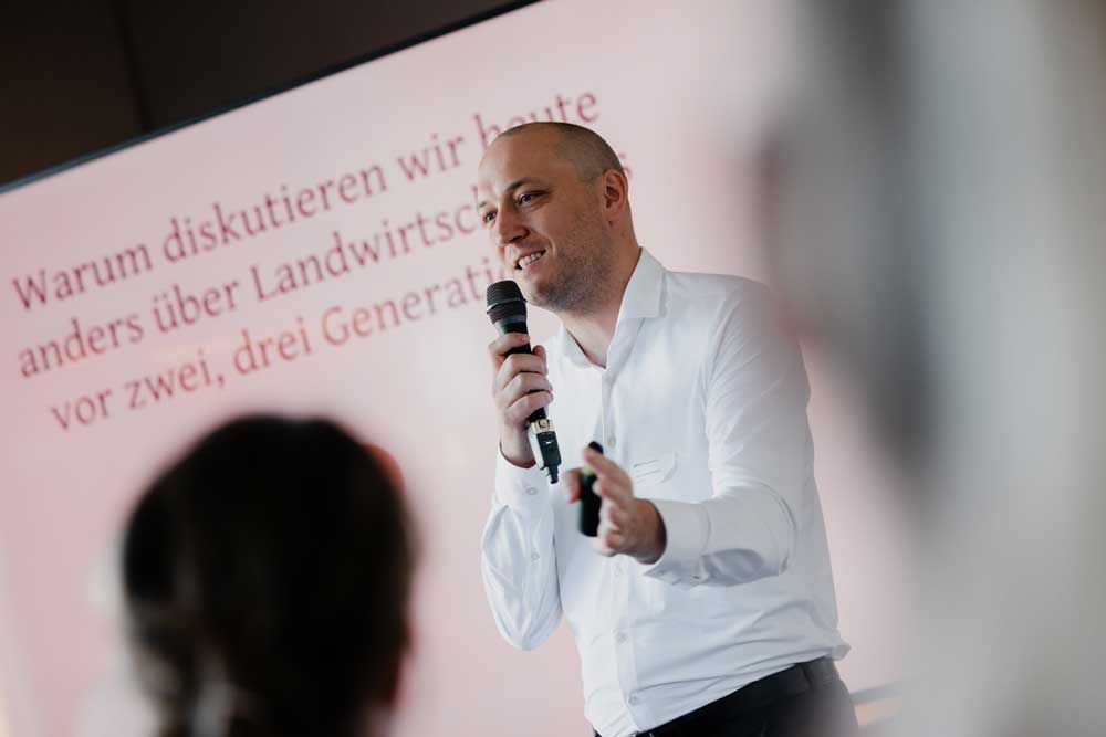 Dr. Christian Dürnberger, Universitätsassistent, Philosoph und Kommunikationswissenschafter Messerli Forschungsinstitut der Veterniärmedizinischen Universität Wien