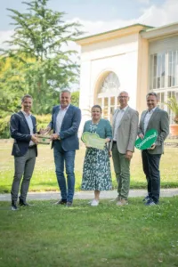 Thermen Steiermark: Ganzjährig beliebt und stark von links: Philip Borckenstein-Quirini (GF Thermenresort Loipersdorf), Landeshauptmann Mario Kunasek, Sonja Skalnik (Vorsitzende TV Thermen- & Vulkanland), Christian Contola (GF Thermen- & Vulkanland) und Michael Feiertag (GF Steirische Tourismus und Standortmarketing GmbH/STG) 